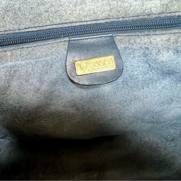 GUCCI GG Monogram Supreme Ophidia Web Bag
Crossbody Purse - Picture 7 of 9